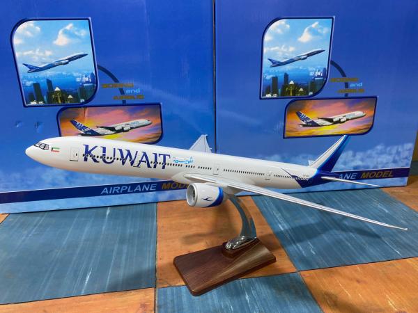 Kuwait Airways Boeing 777-300ER Airplane model
